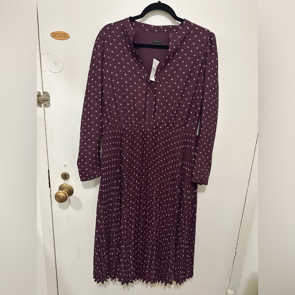 Ann Taylor Dress - burgundy pattern - size 10